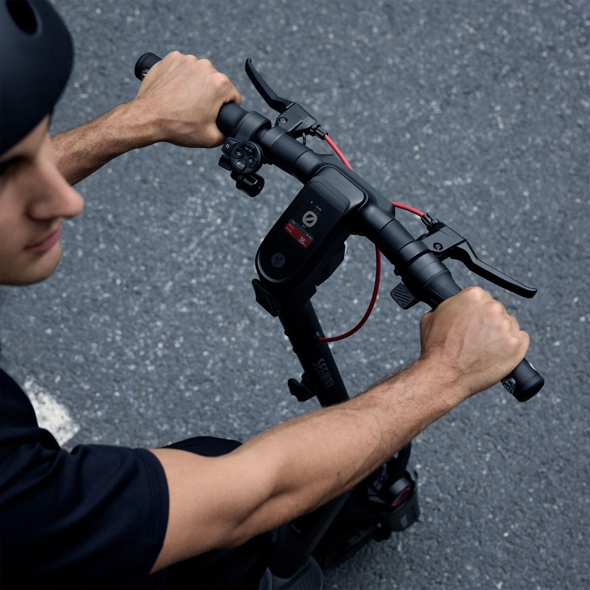 Segway Ninebot MAX G3 on an urban route