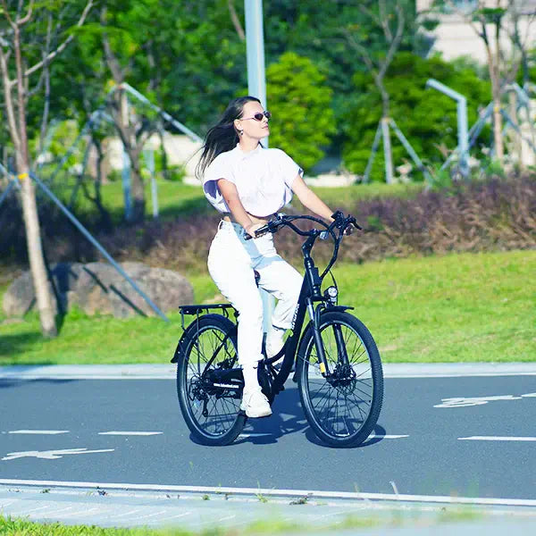 iSinwheel U2 Electric Cruiser Bike - Street Rides