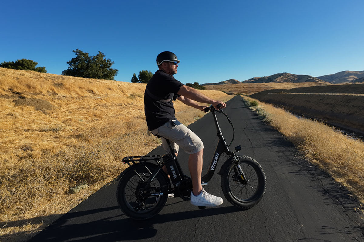 VITILAN U3 with rider showing seating position