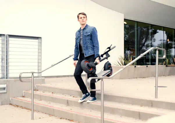 Kugoo G5 Electric Scooter - Max Speed 35 KPH - Street Rides