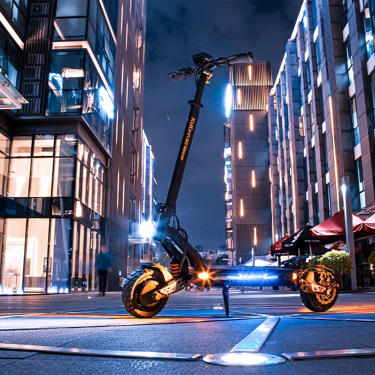 KuKirin G2 Master scooter lighting at dusk