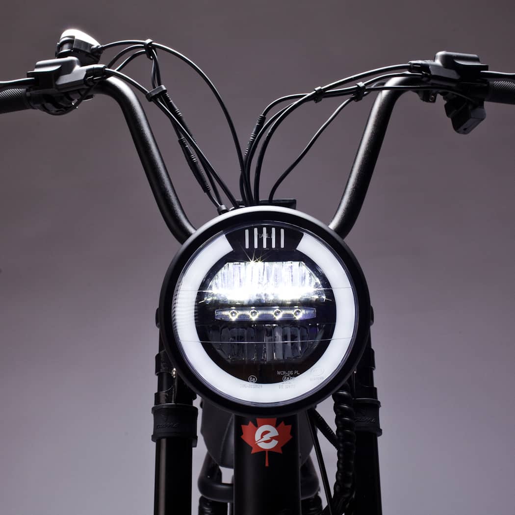 BLUEREV_2022_CANADIAN_MOTO STYLE BAR - Street Rides