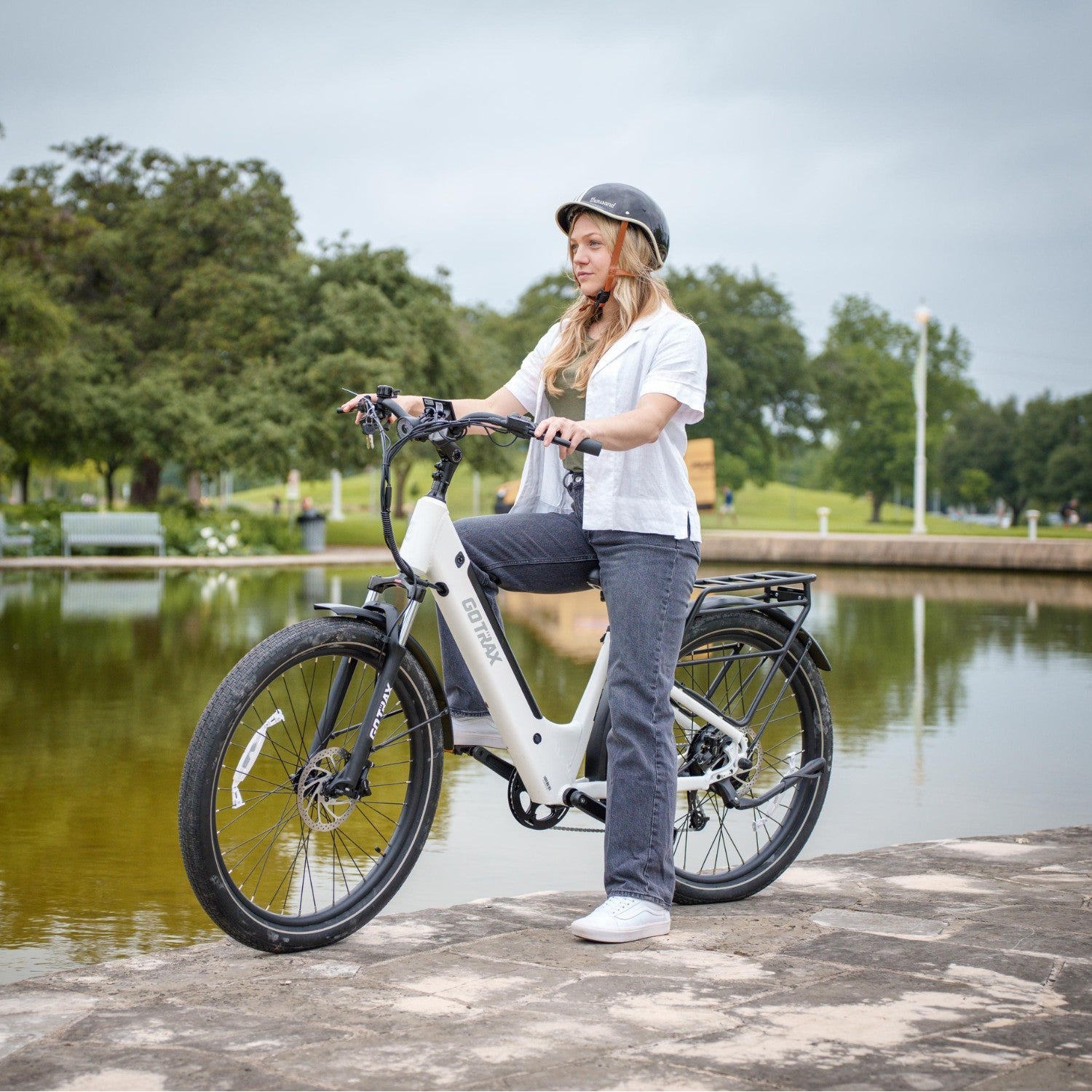 GOTRAX CTI3 motor and drivetrain image for long-range commuter e-bike details