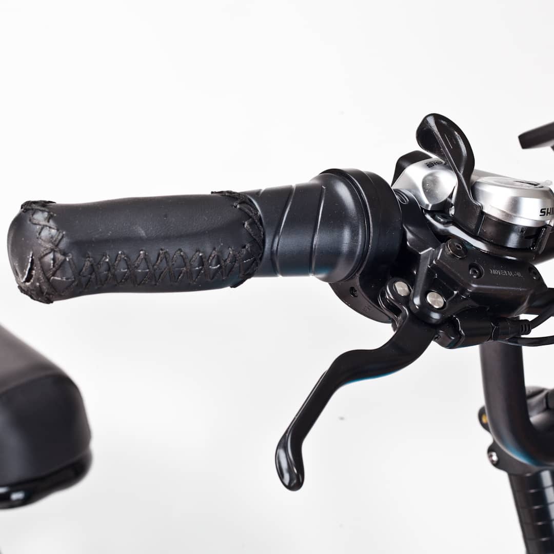 Bluerev Miami Vice TWIST THROTTLE - Street Rides