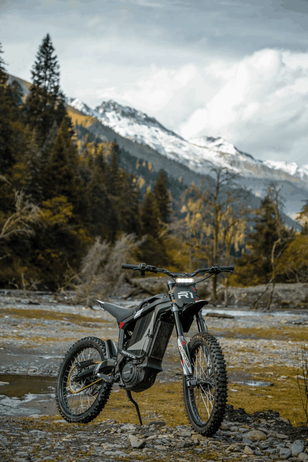 Rerode R1 electric dirt bike Canada lifestyle image
