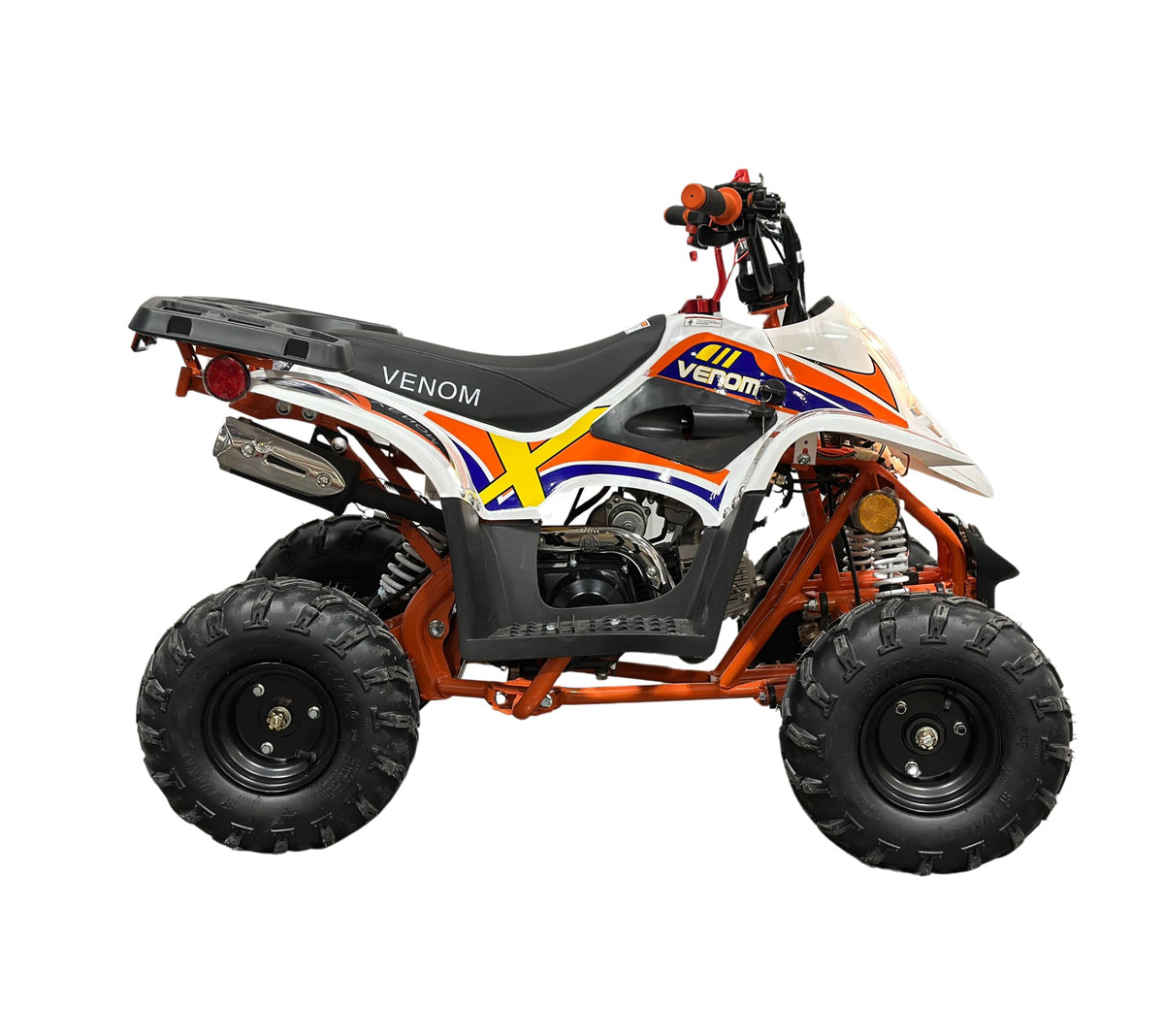 BELMONTE Venom Mini Madix youth ATV controls close-up