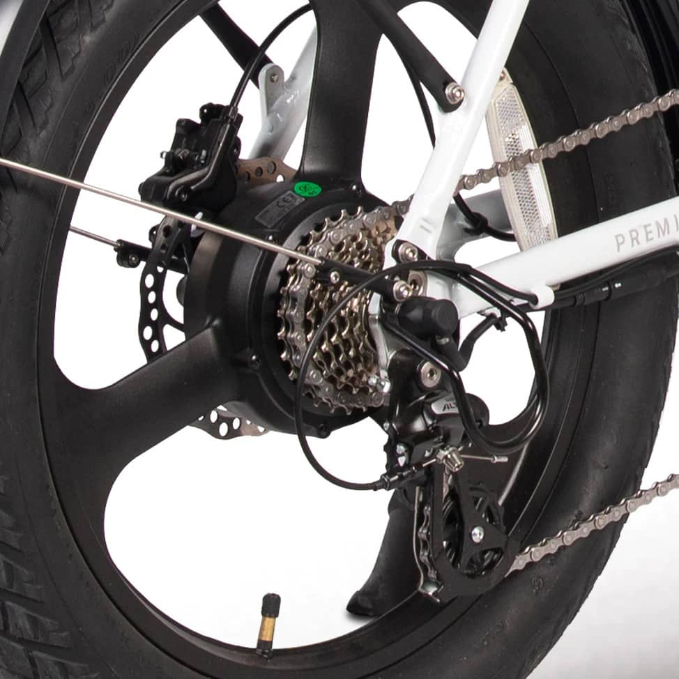 Powerful Bafang Motor-Magnum Premium 3 Low Step Commuter E-Bike-Street Rides