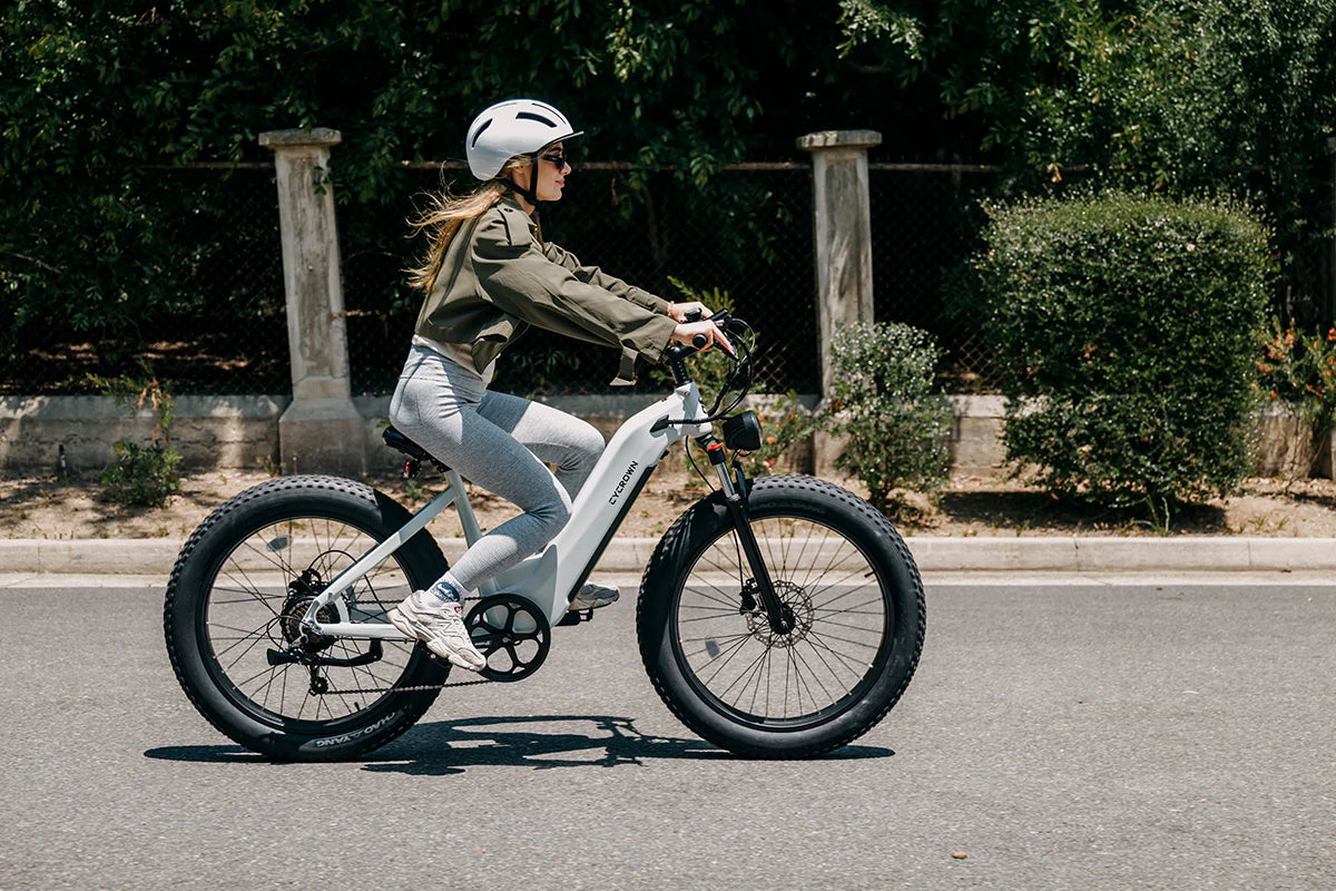 CYCROWN CycVerve 1000W fat tire e-bike side view