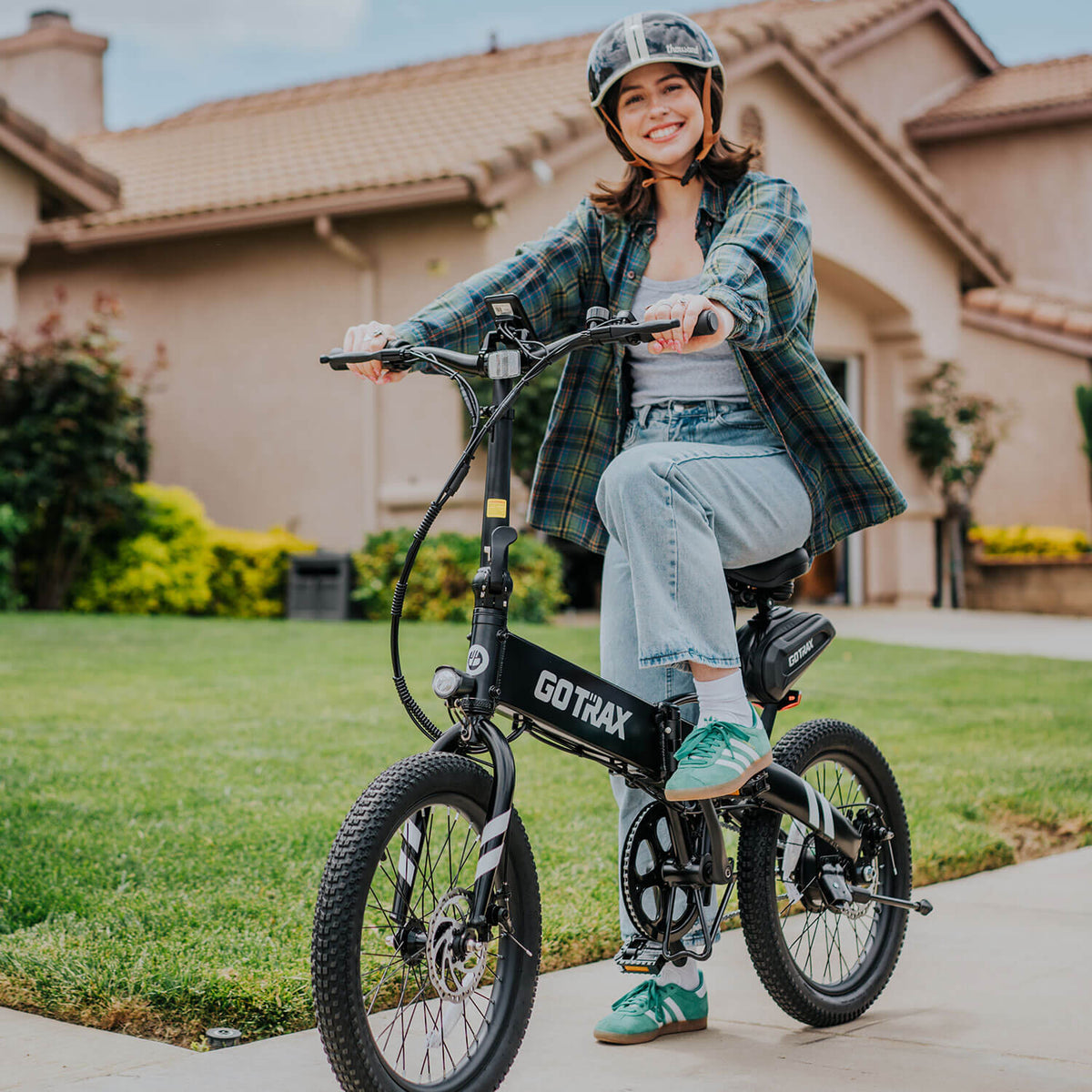 GOTRAX F1V2 folding electric bike white front-angle view