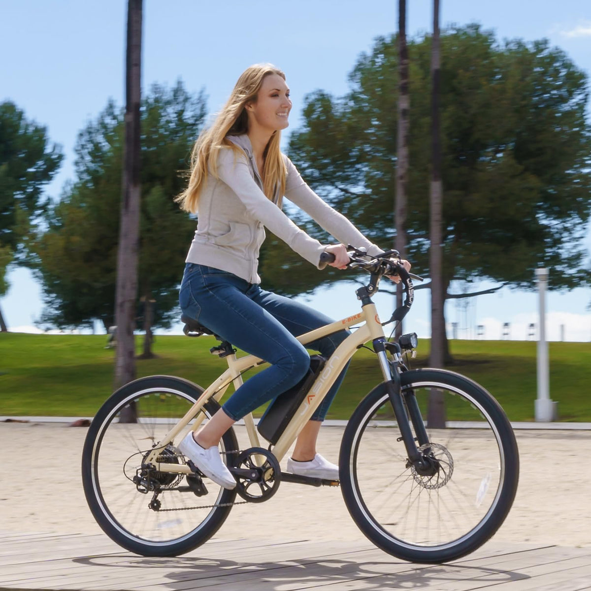 Rear fender and mudguard on the Jasion EB5 — keeps clothing clean in wet weather