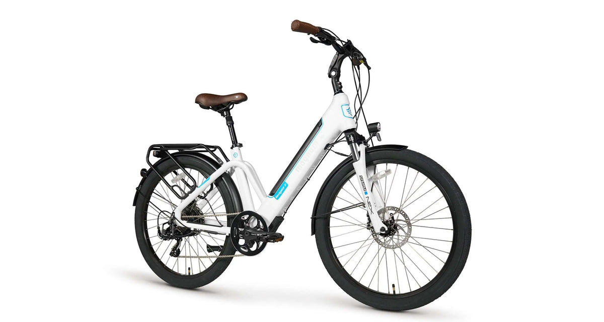 Magnum Navigator S white bike shown from the side