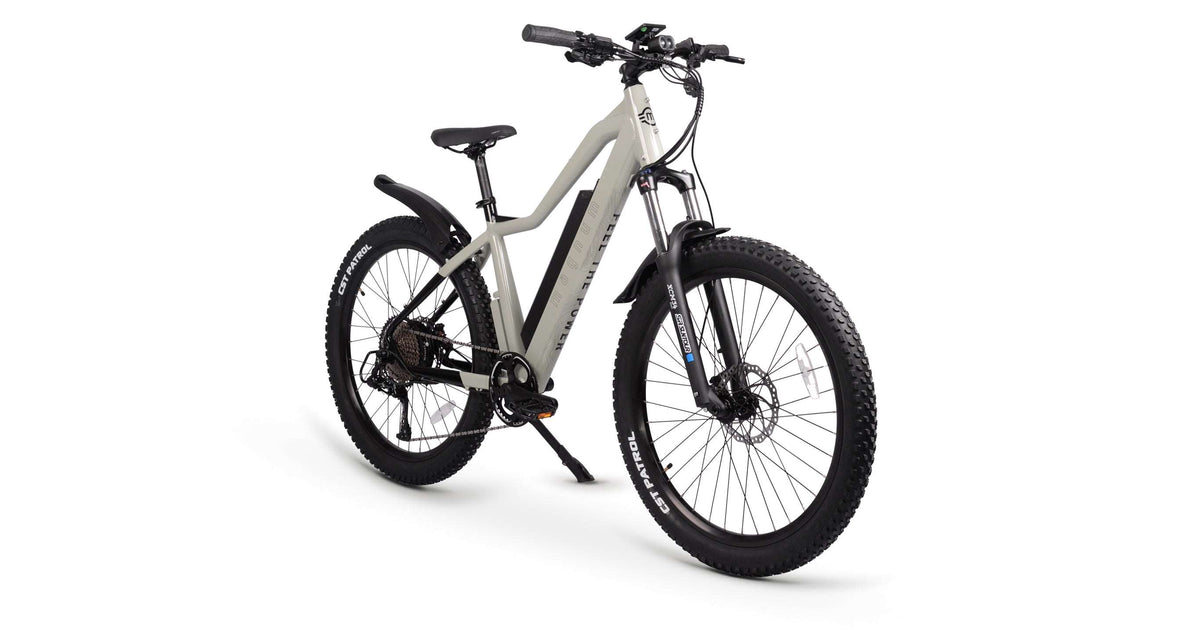 The Magnum Peak T5 Mountain E-Bike - Street Rides