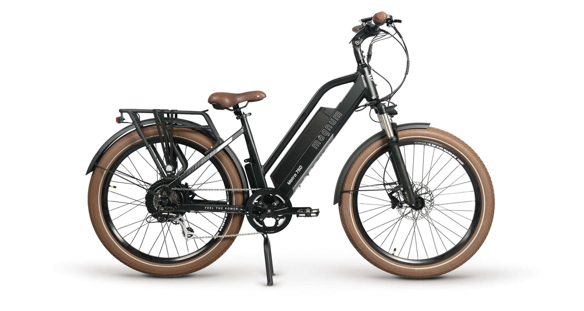 Magnum Metro 750 - Versatile Commuting E-Bike - Street Rides