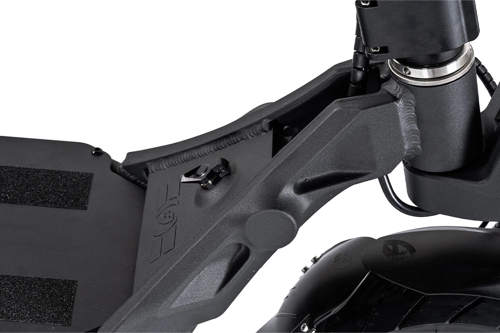 Nami Blast Max electric scooter Canada lifestyle image 4
