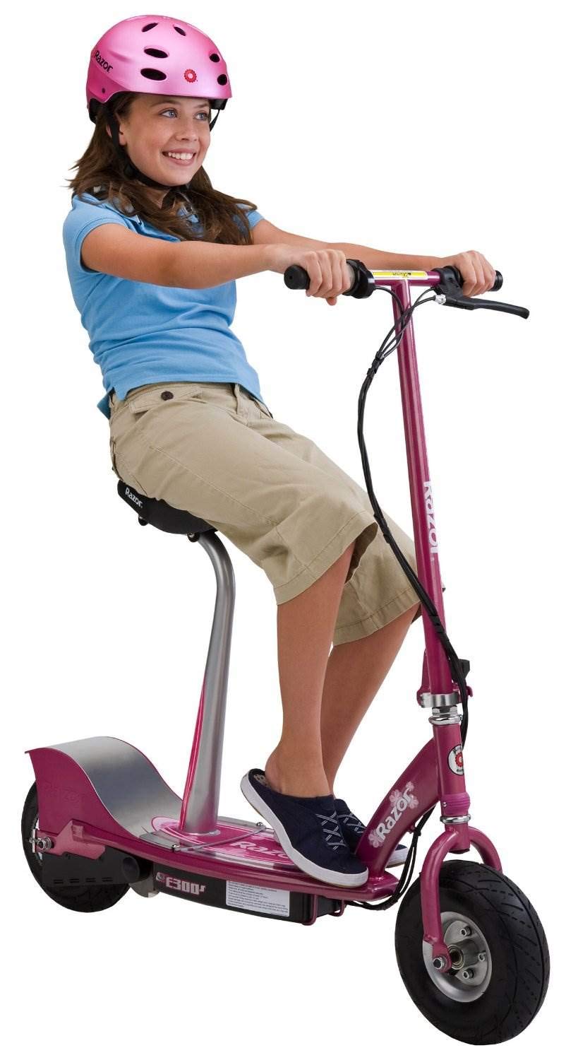 Razor E200S riding scene