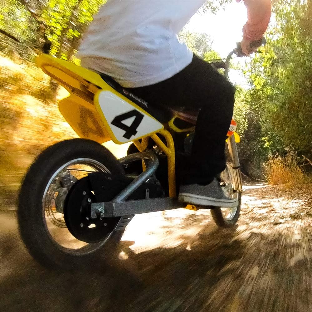 Razor MX650 rear wheel detail