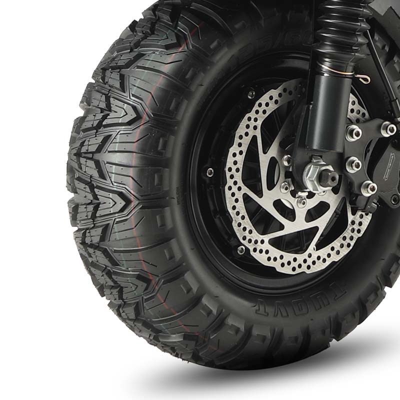 TEEWING Z4 Pro 13 inch hybrid tire close-up