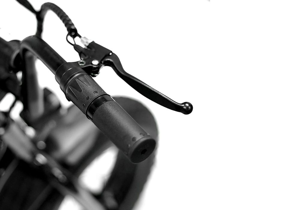 Throne Big Boy electric bike Canada close detail