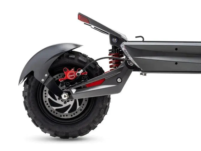 EVOLV Corsa riding angle on mixed terrain